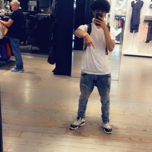 Meet your Posher, Mathew